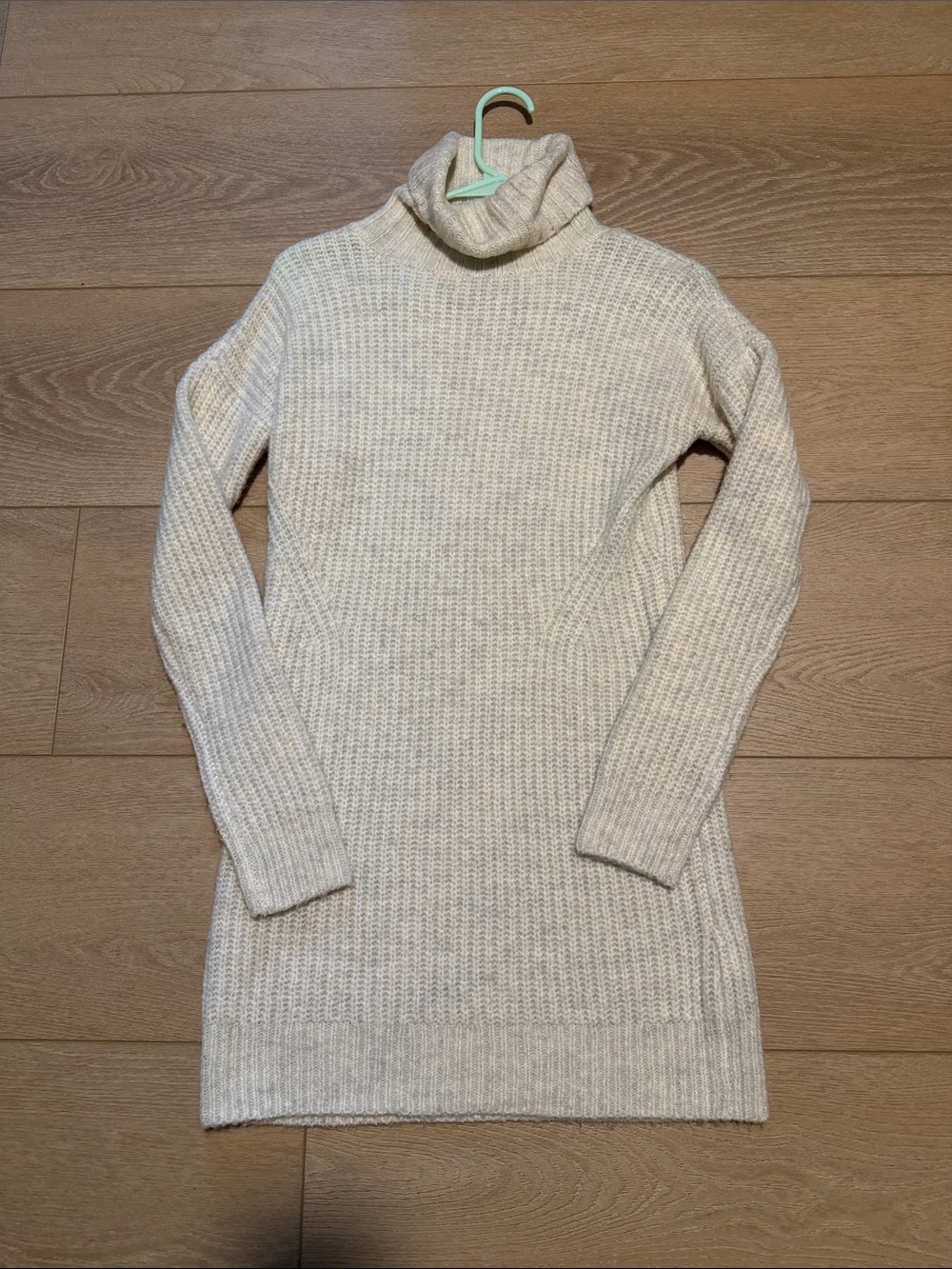 Abercrombie & Fitch Cream Knit Turtleneck Sweater Dress